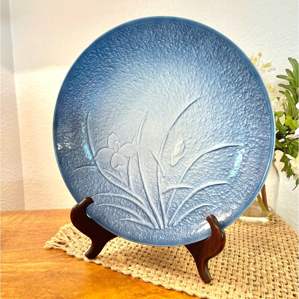 Japanese Arita Mansen Embossed Iris Orchid Blue 12” Platter